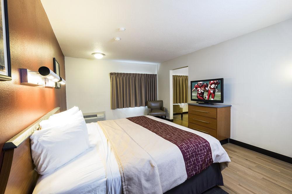 Red Roof Inn Plus+ South Deerfield - Amherst Esterno foto